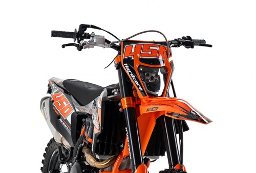 hardcore_450_orange_04